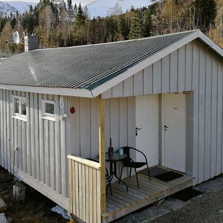 Smordal Hytteutleie Og Camping Hotel Nordfjordeid Kültér fotó